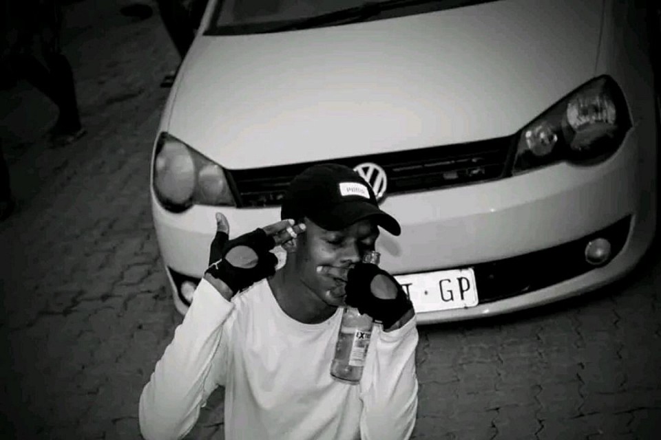 KAT SUPREME IN EAST RAND PHOTO SHOOT